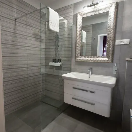 Panzió Center Luxury 1 Split