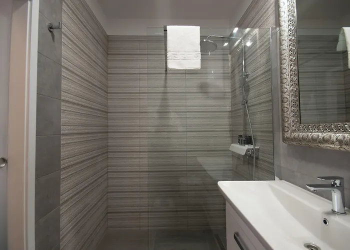 Center Luxury Rooms 1